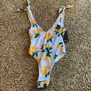 lemon 1 piece with tie straps & low back